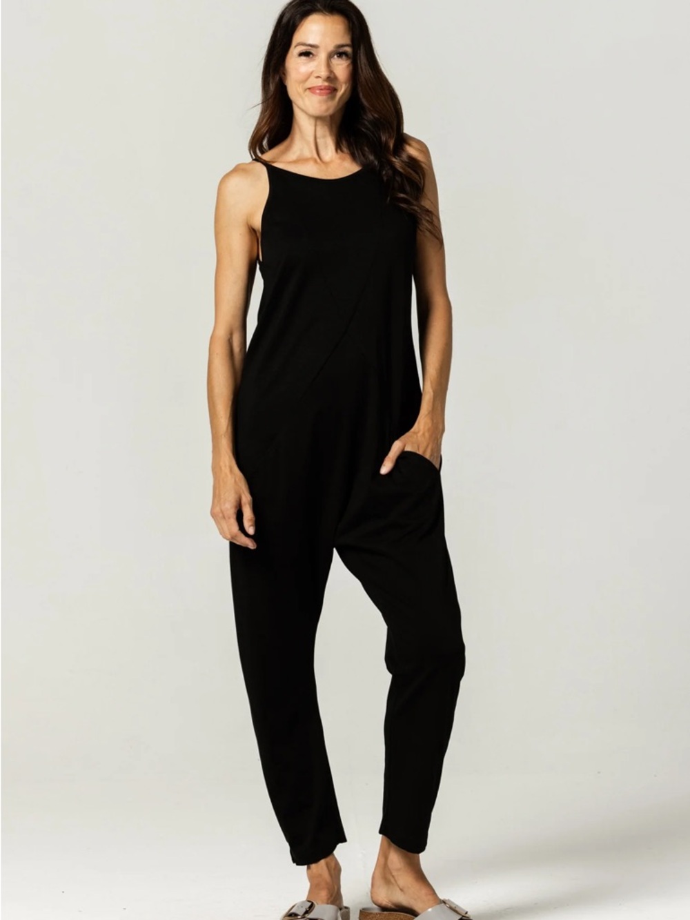 Iara Black Sleeveless Jumpsuit with Pocket Detail
